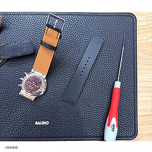 Dây Đồng Hồ SKAGEN Da Bò Màu Đen Kiểu Cổ Điển Phẳng Không May - thay day dong ho skagen da bo mau den kieu co dien phang khong may 04 900 -