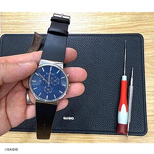 Dây Đồng Hồ SKAGEN Da Bò Màu Đen Kiểu Cổ Điển Phẳng Không May - thay day dong ho skagen da bo mau den kieu co dien phang khong may 07 900 -